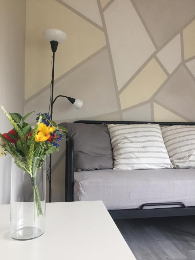 Lelle-Kert Apartman 01 Balatonlelle Buitenkant foto
