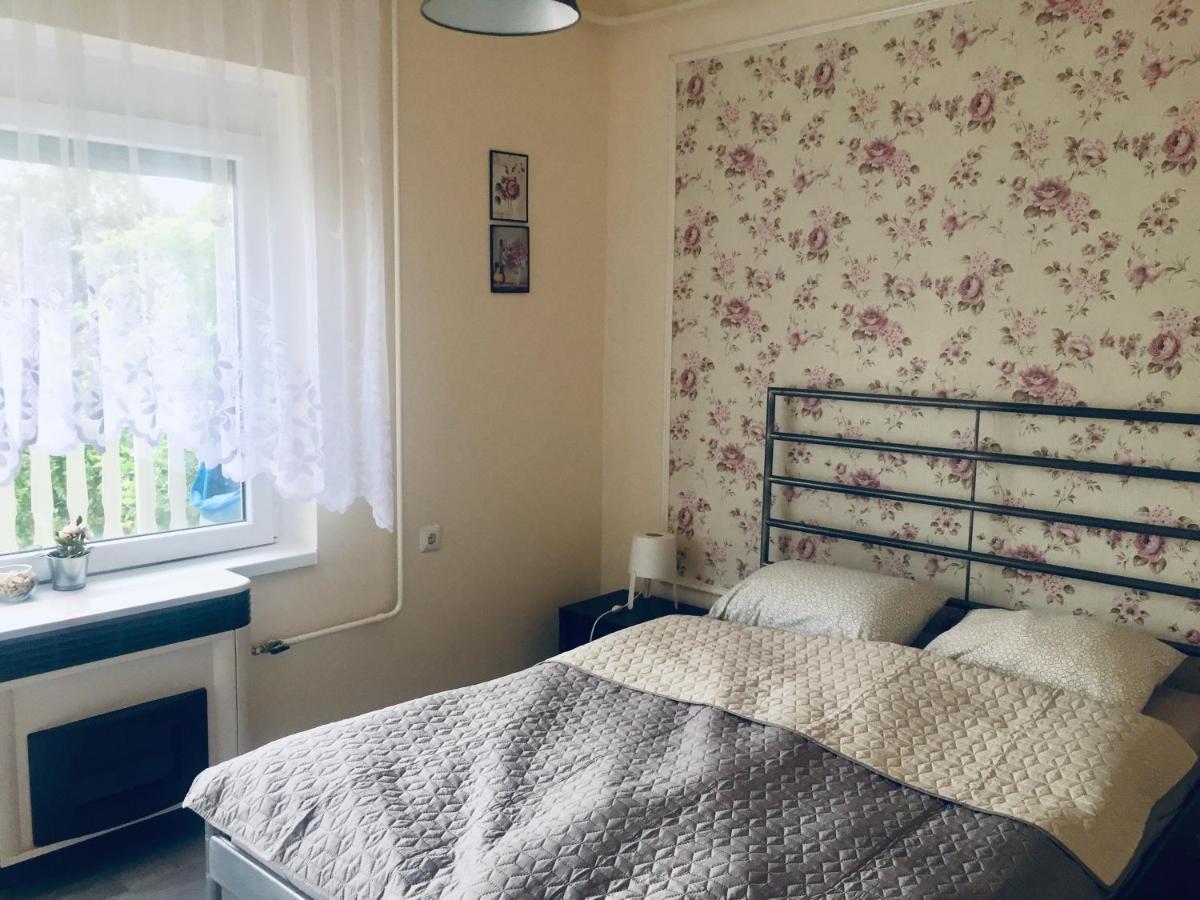 Lelle-Kert Apartman 01 Balatonlelle Buitenkant foto