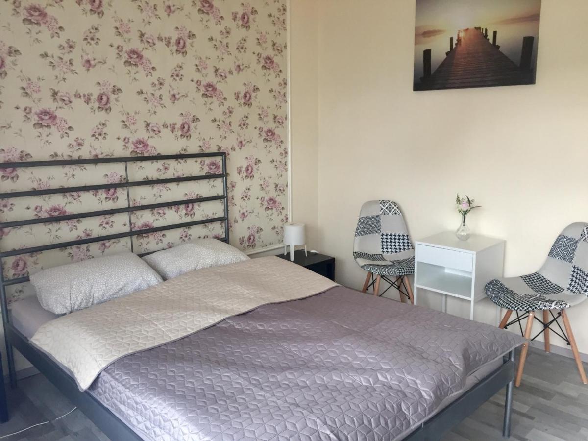 Lelle-Kert Apartman 01 Balatonlelle Buitenkant foto